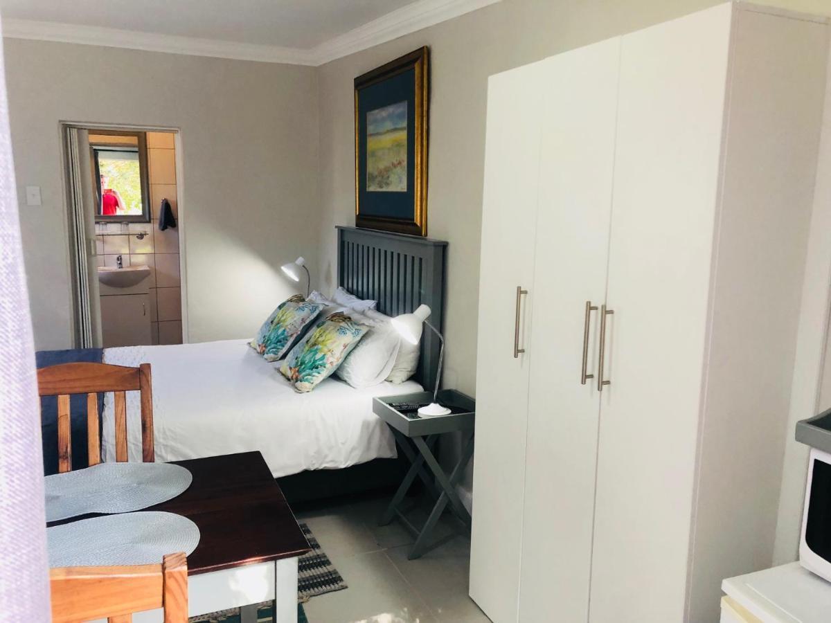Baylight Accomodation Room 2 莫塞尔湾 外观 照片
